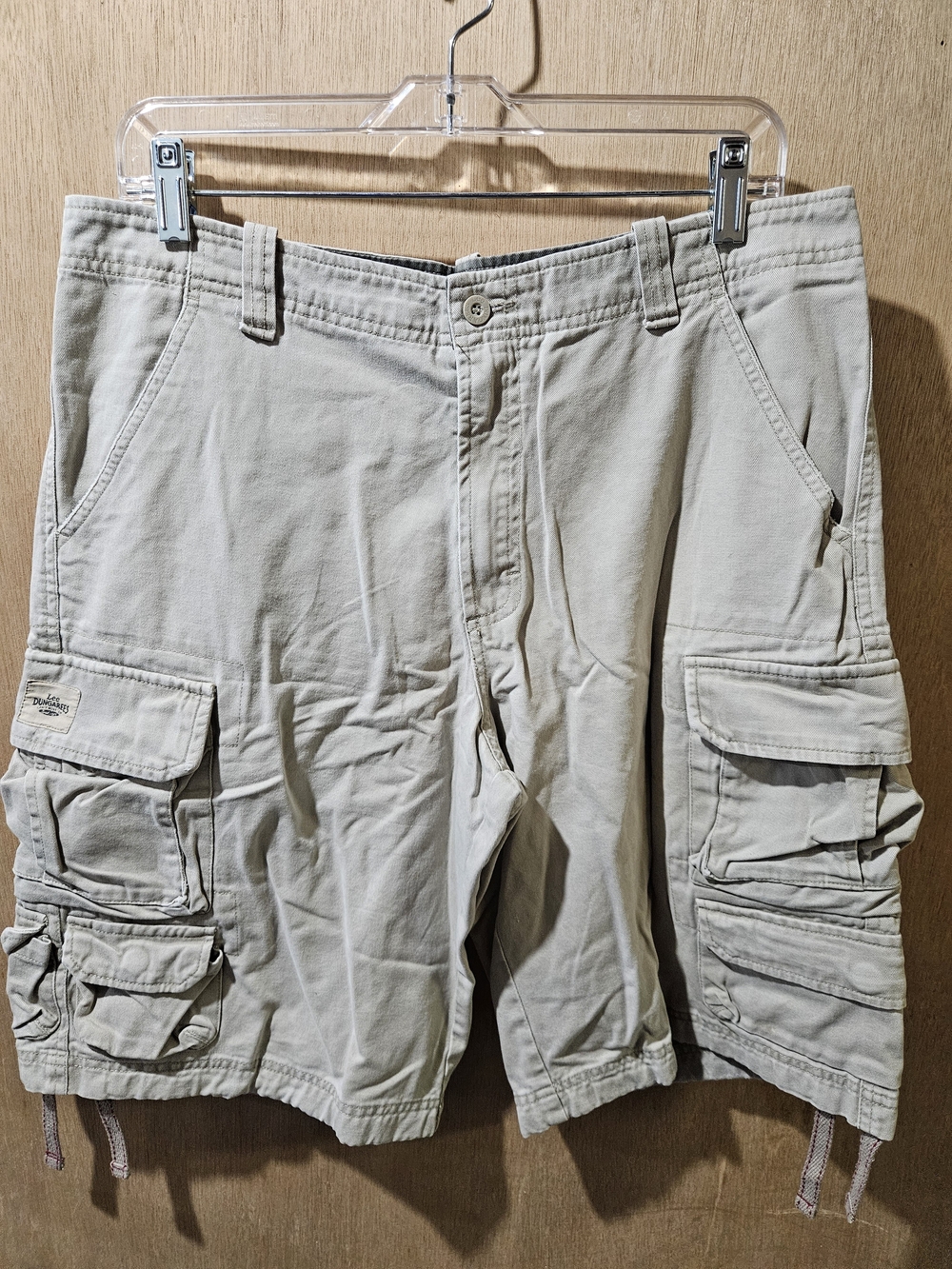 Lee Men's Cargo Shorts in Light Khaki